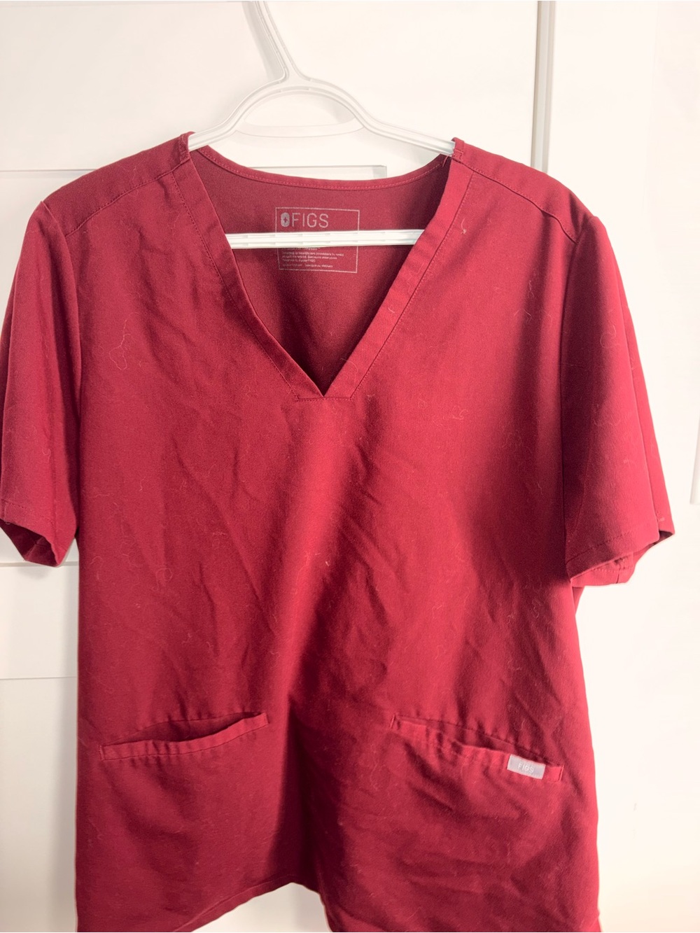 FIGS V-Neck Scrub Top - Burgundy